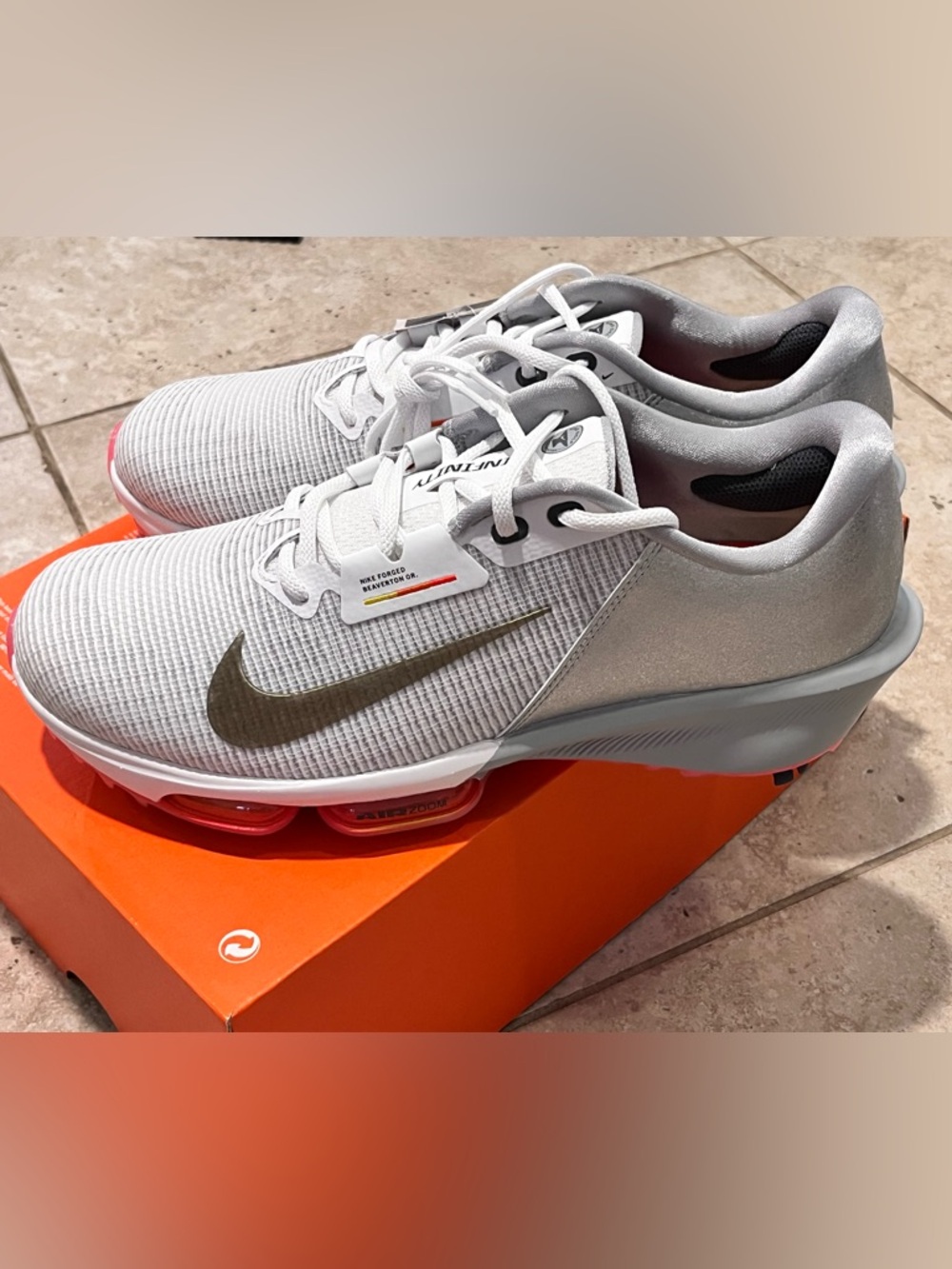 Nike Air Zoom Infinity TR NXT%2 U25 Golf Shoes White Gold |HM9678-100| 10.5 NWB